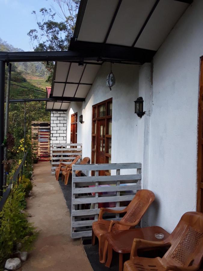 Bed and Breakfast Lily Adam'S Peak Nallathanniya Exteriér fotografie