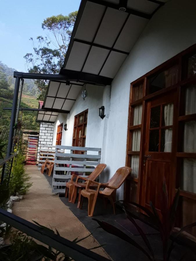 Bed and Breakfast Lily Adam'S Peak Nallathanniya Exteriér fotografie
